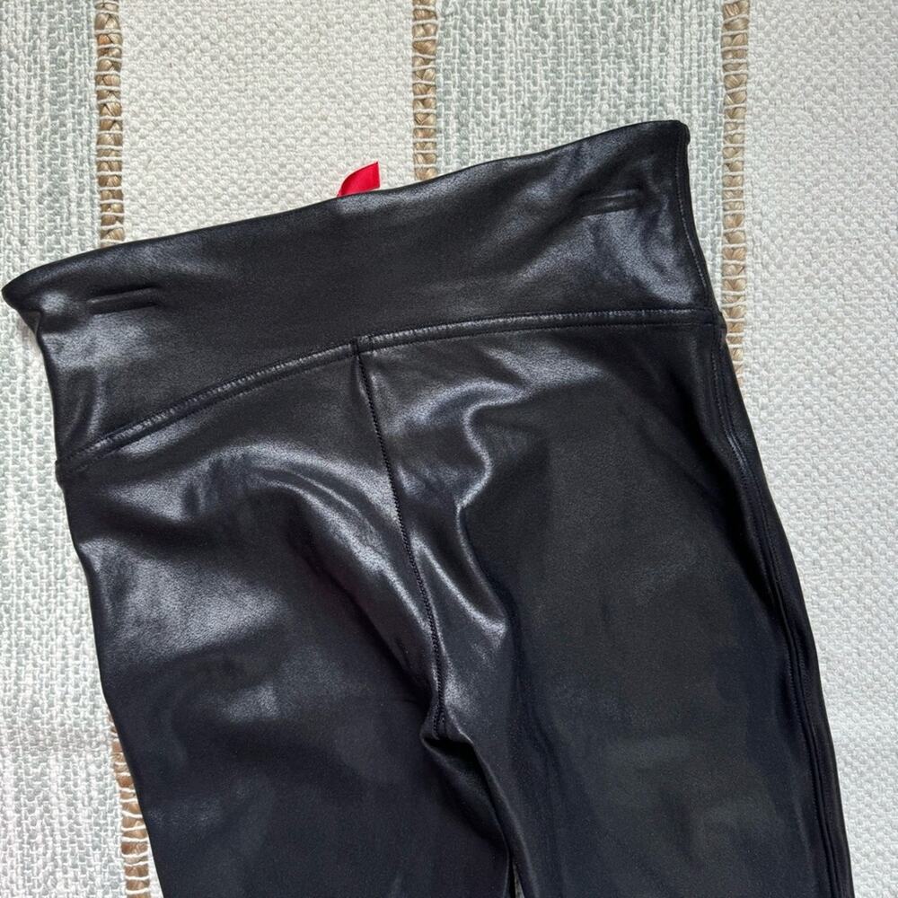Spanx Black High Rise Faux Leather Leggings Women’s Size Small Petite - Picture 10 of 11